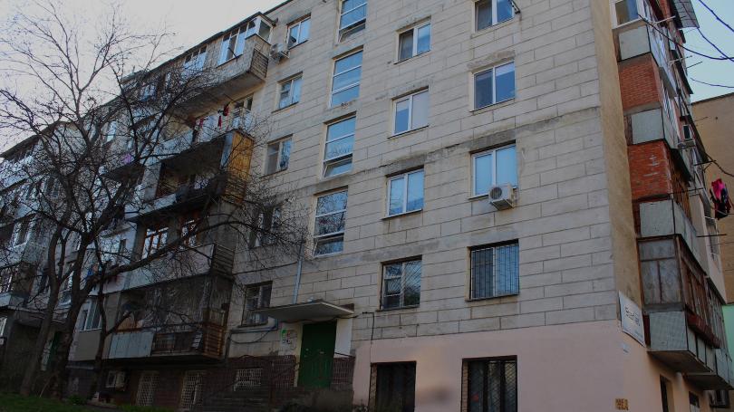 Cum a fost compromis proiectul de schimbare a ferestrelor la blocurile din Chișinău